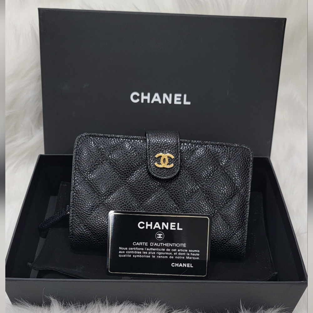 CHANEL Black Quilted CC Logo Wallet